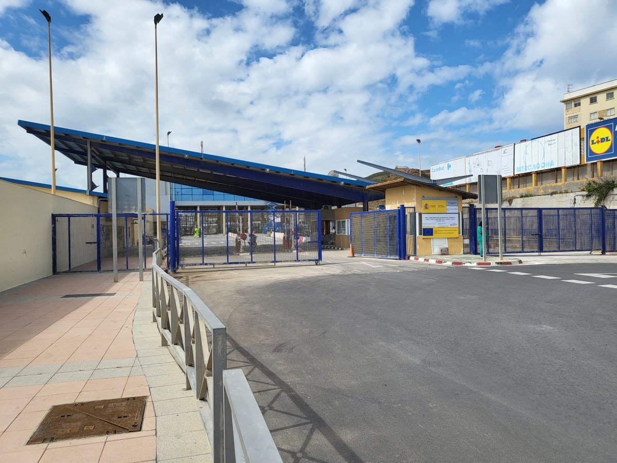 Ceuta: Trampolín beach is cleared before the king arrives, judge sees indications against senior officials